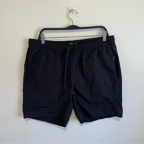 Onia Charles Straight-Leg Mid-Length Swim Shorts - Black XL - Picture 2 of 6